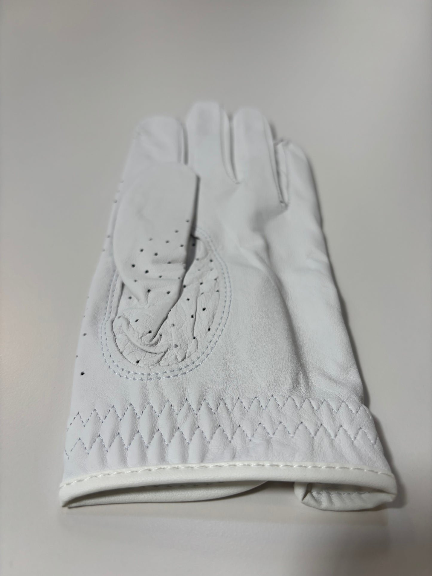 Men’s Right-Hand Golf Glove – Premium Thin Cabretta Leather for Precision Grip