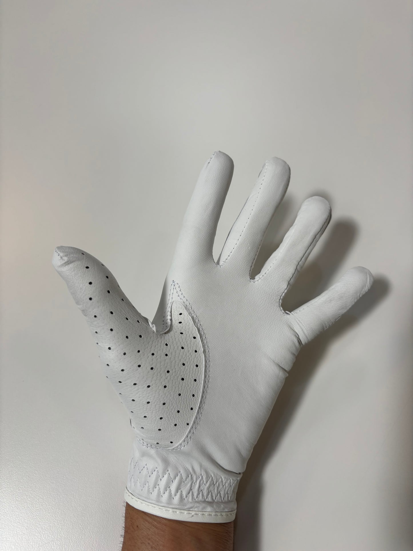 Men’s Right-Hand Golf Glove – Premium Thin Cabretta Leather for Precision Grip