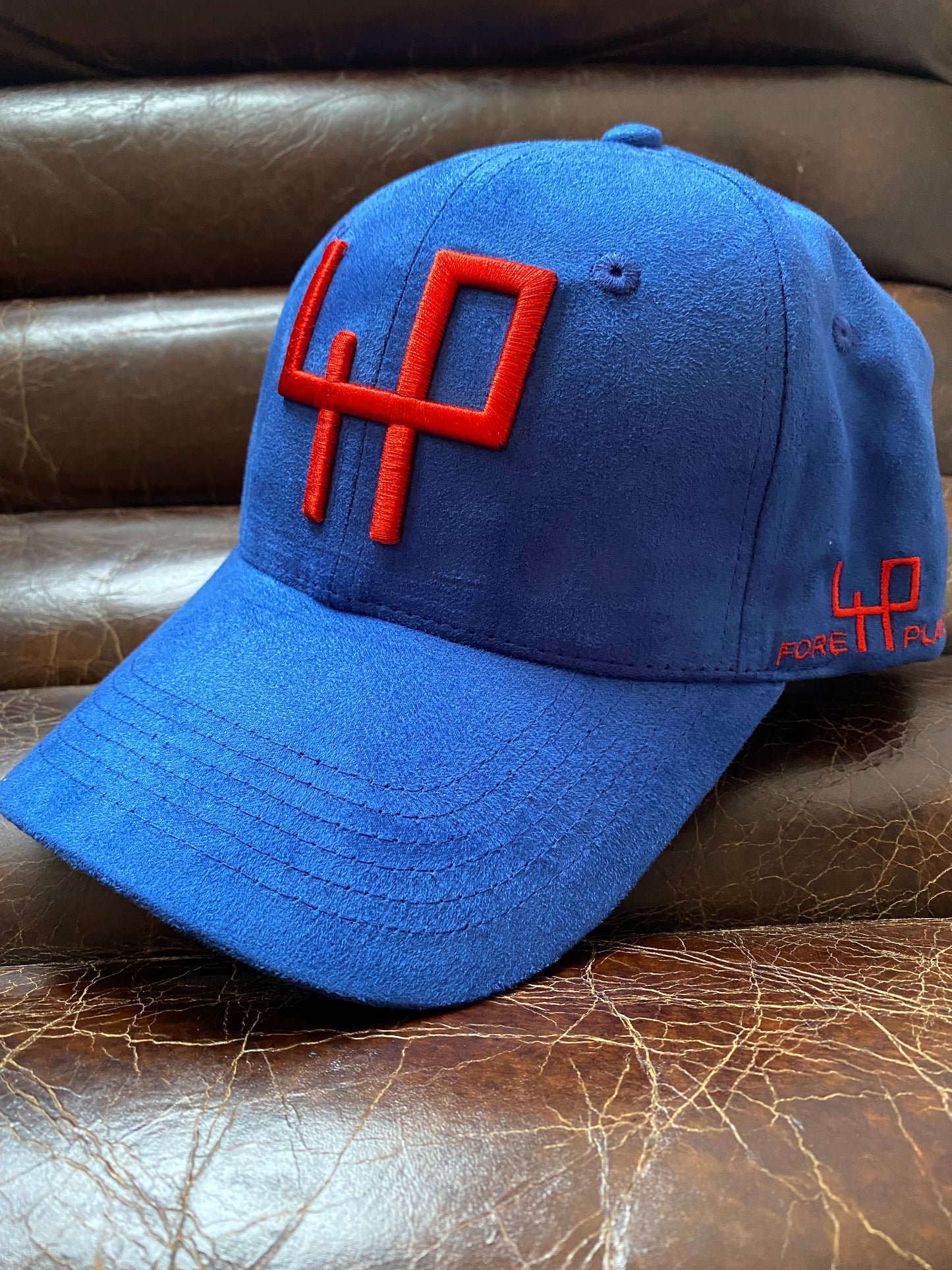 EXCLUSIVE BLUE GOLF CAP IN SUEDE / 1 piece left!