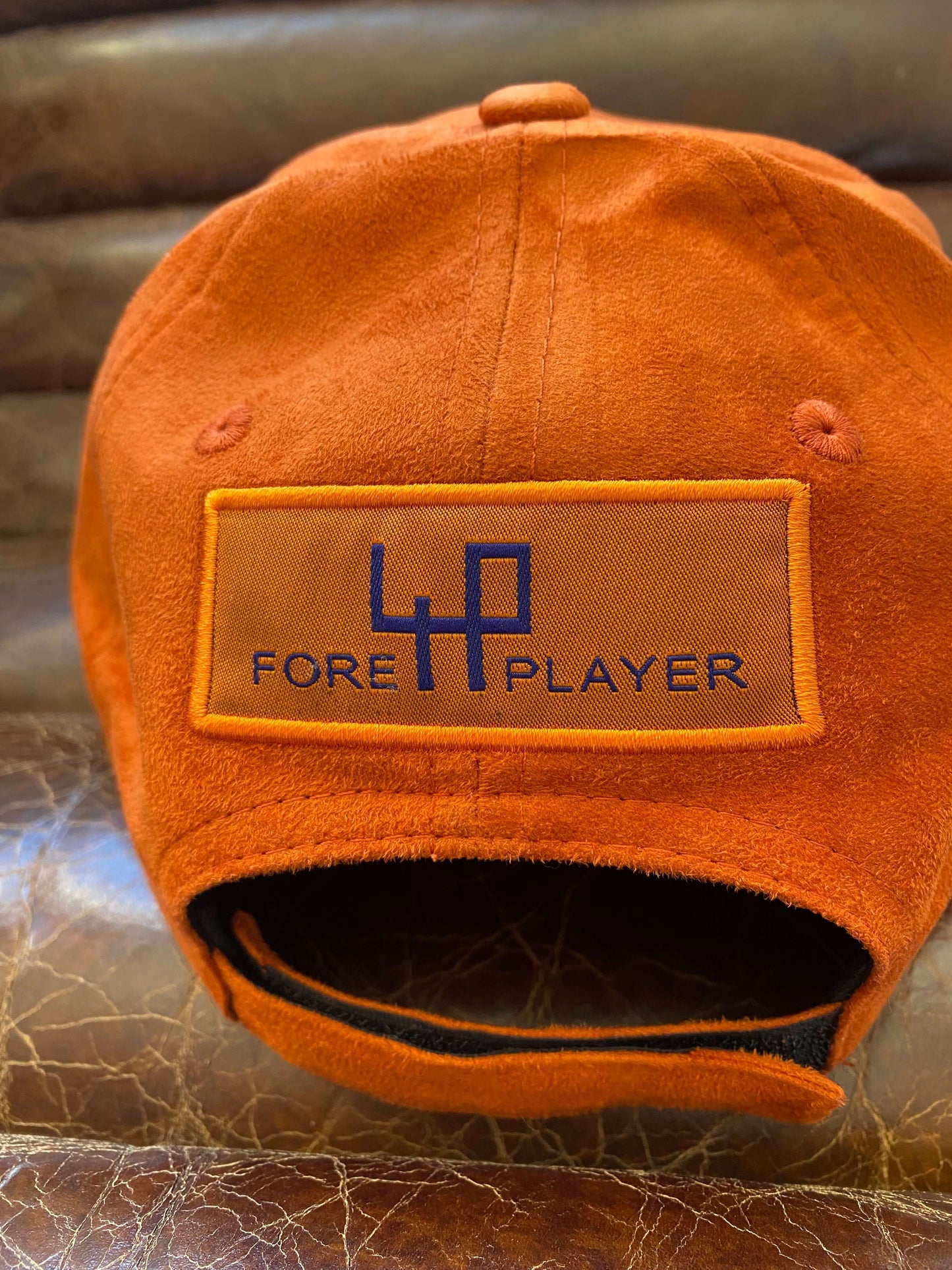 EXCLUSIVE ORANGE GOLF CAP IN SUEDE